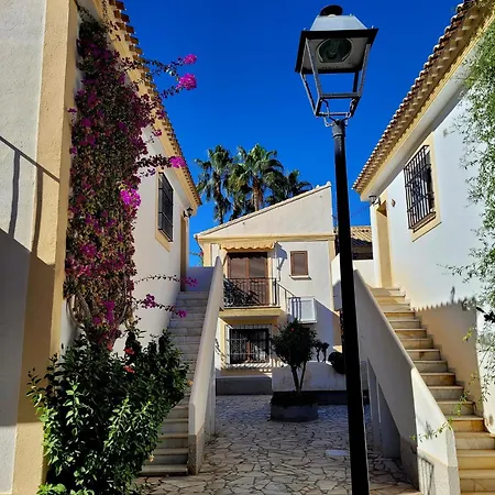 La Casa De Flores * Vera